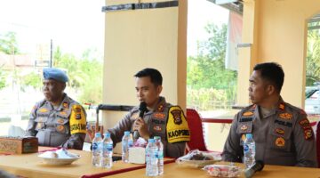 Turun ke Polsek Jajaran, Kapolres Kuansing Tekankan Pelayanan Humanis dan Polisi Dekat Warga