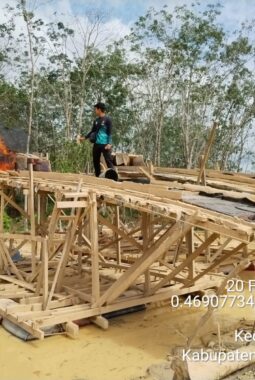 Polsek Pangean Tertibkan Aktivitas PETI di Desa Tanah Bekali, Lima Rakit Dimusnahkan
