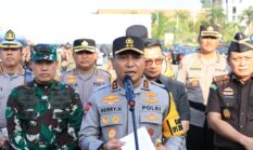 Kapolda Riau-Pangdam Tuanku Tambusai Pimpin Apel Pasukan Operasi Ketupat