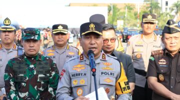 Kapolda Riau-Pangdam Tuanku Tambusai Pimpin Apel Pasukan Operasi Ketupat