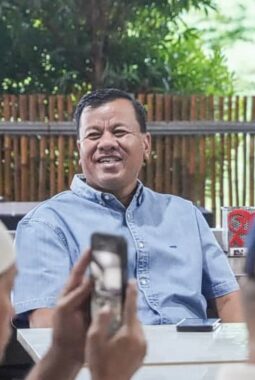 Bupati Kuansing Ajak ASN Belanja di Kedai Warga, Agar Rezeki Lebaran Turut Dirasakan Masyarakat