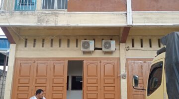 Identitas Usaha Tak Terpasang, Kantor Perusahaan Distributor Semen Disorot Warga Teluk Kuantan