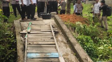 Kapolres Kuansing Hadiri Doa Bersama dan Peletakan Batu Pertama Jembatan Merah Putih di Pulau Kopung