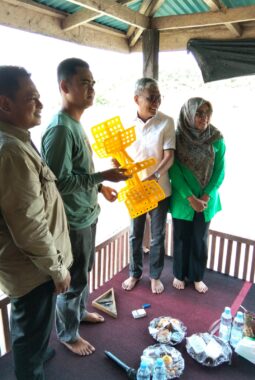 Mafirion Turun Langsung, Perkuat Usaha Budidaya Ikan di Kuantan Singingi