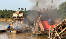 Polsek Cerenti Tertibkan Lima Rakit PETI Jenis Dompeng di Sungai Kuantan Desa Pulau Jambu