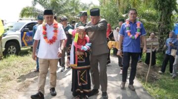 Ketua DPRD Kuansing H. Juprizal Hadiri Pembukaan Hari Pertama Pacu Jalur Pangean 2026