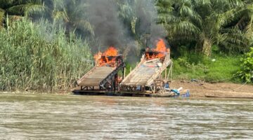 Polsek Cerenti Tertibkan 13 Rakit PETI di Sepanjang Aliran Sungai Batang Kuantan