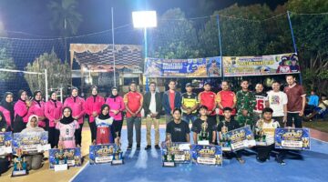 Kapolres Kuansing Tutup Turnamen Voli U-18 Polsek Cerenti Cup I, Dorong Generasi Muda Raih Prestasi dan Jauhi Kenakalan Remaja