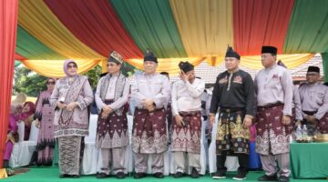 Kapolda Riau Hadiri Pawai Ta’aruf MTQ Riau 2026 di Kuansing, Ribuan Peserta Semarakkan Syiar Al-Qur’an