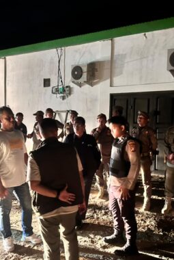 Malam Hari Disisir! Polisi dan Satpol PP Bergerak, Seluruh Kafe di Belakang Kantor Bupati Tutup