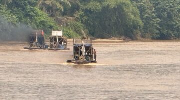 Polsek Cerenti Tertibkan Aktivitas PETI di Sungai Kuantan, Satu Unit Dompeng Dimusnahkan Meski Sempat Dihadang Warga