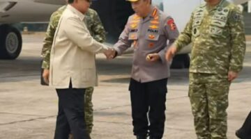 Prabowo Tegas: Perusahaan Nakal Pembakar Hutan Akan Dicabut Izinnya! Kapolda & Pangdam Riau Dijanjikan Naik Jabatan Jika Karhutla Selesai