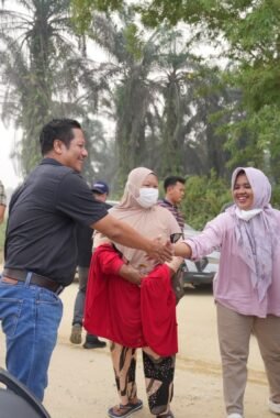 Muklisin Turun Langsung ke Lahan Sengketa Koto Baru, Pemkab Kuansing Cari Solusi