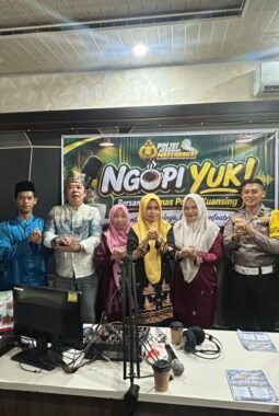 Ngopi Yuk! Bersama Humas Polres Kuansing, Sosialisasikan Operasi Patuh Lancang Kuning 2026 Melalui Live Streaming