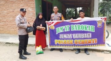 Jumat Berkah, Polres Kuansing dan Polsek Jajaran Berbagi Sembako kepada Masyarakat
